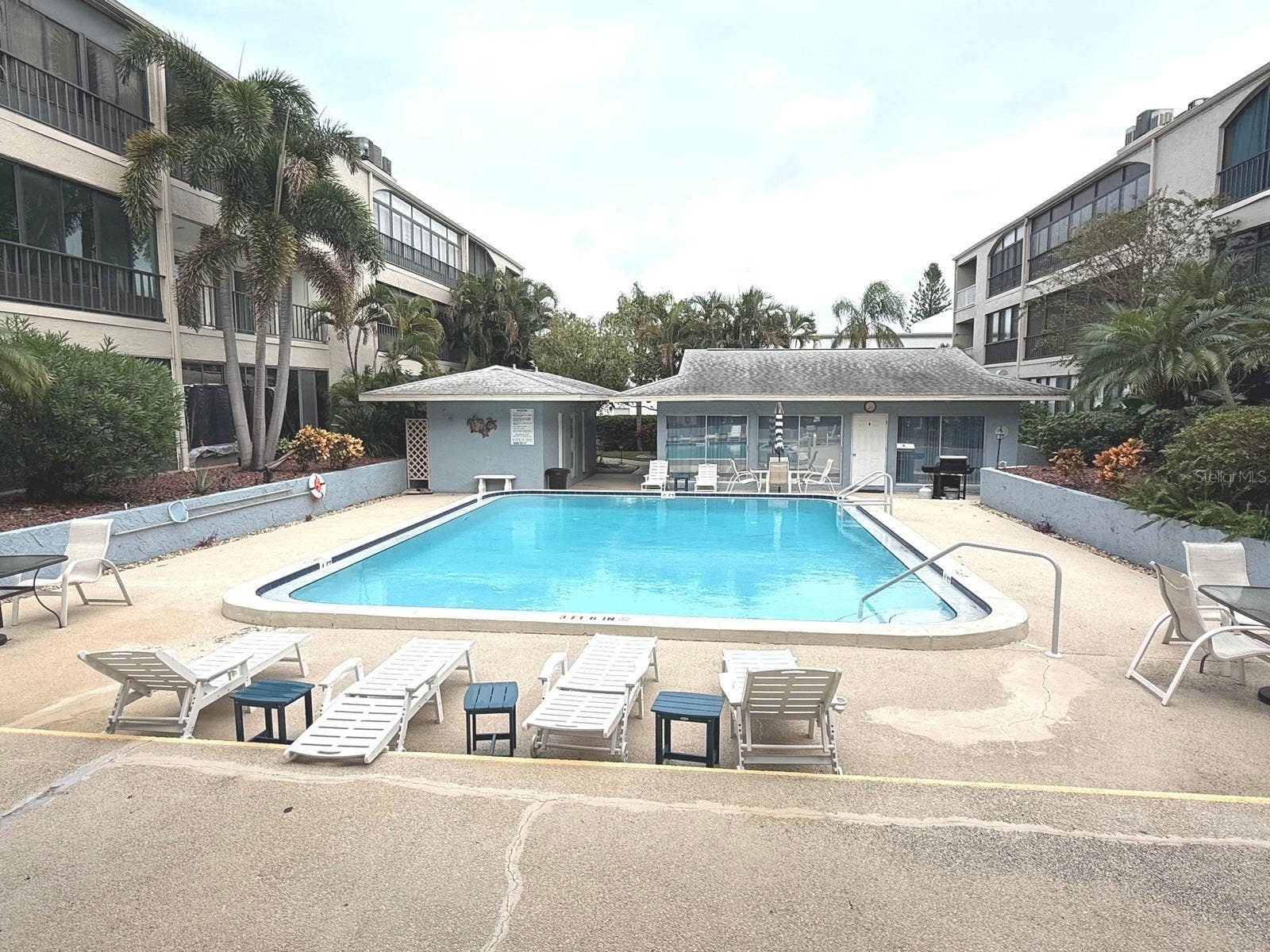 215 VALENCIA BOULEVARD, #107, Belleair Bluffs, FL 33770 POOL and GARDEN VIEW