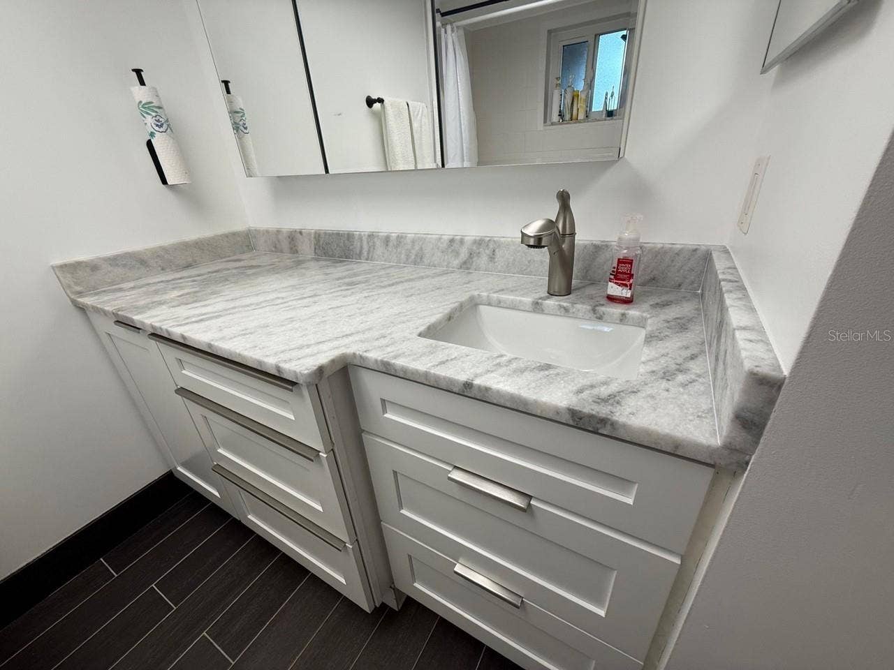 215 VALENCIA BOULEVARD, #107, Belleair Bluffs, FL 33770 UPDATED to PERFECTION