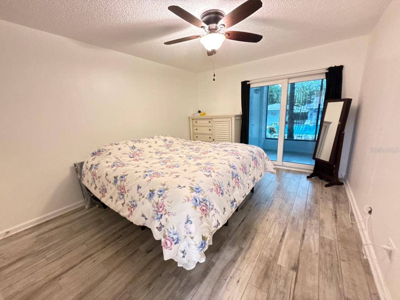 215 VALENCIA BOULEVARD, #107, Belleair Bluffs, FL 33770 UPDATED to PERFECTION
