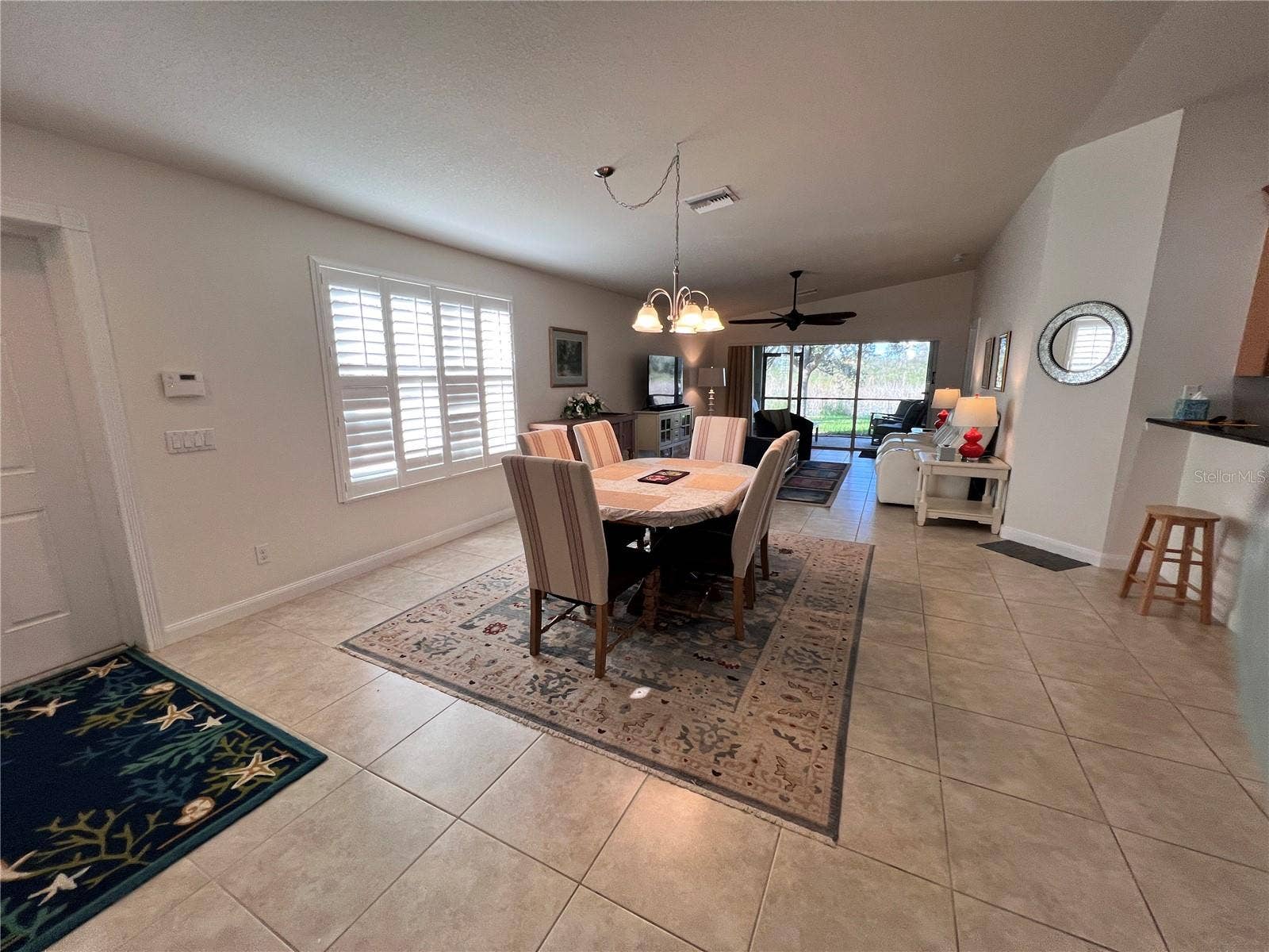 6058 BENEVENTO DRIVE, Sarasota, FL 34238 6058 BENEVENTO DRIVE, Sarasota, FL 34238