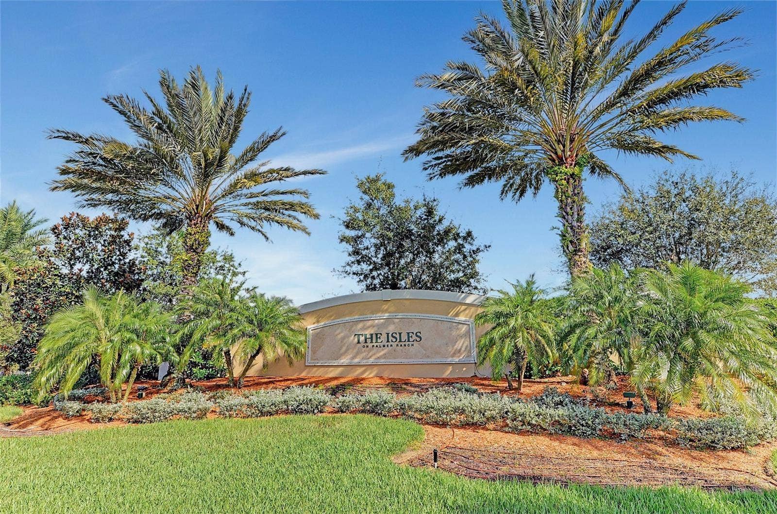 6058 BENEVENTO DRIVE, Sarasota, FL 34238 6058 BENEVENTO DRIVE, Sarasota, FL 34238