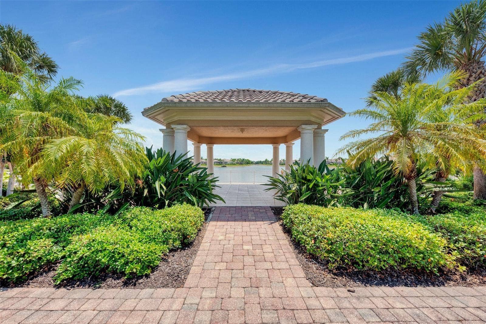 6058 BENEVENTO DRIVE, Sarasota, FL 34238 6058 BENEVENTO DRIVE, Sarasota, FL 34238