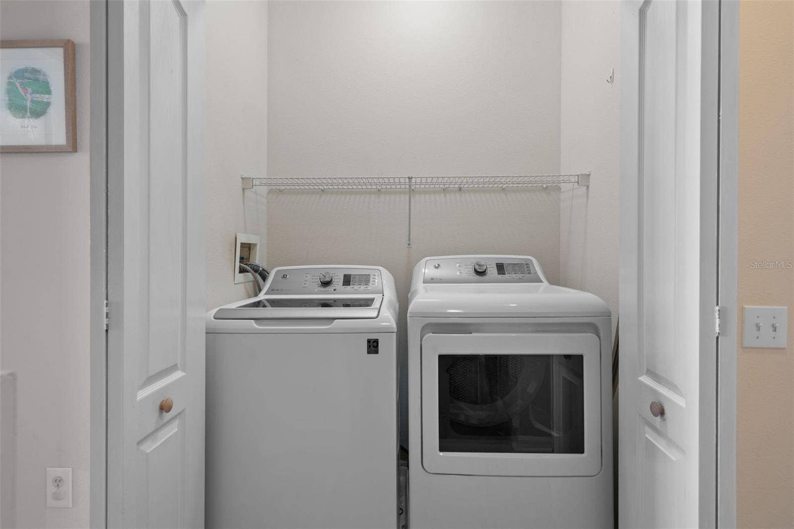 3181 BAYSHORE OAKS DRIVE, Tampa, FL 33611 Laundry 3rd floor