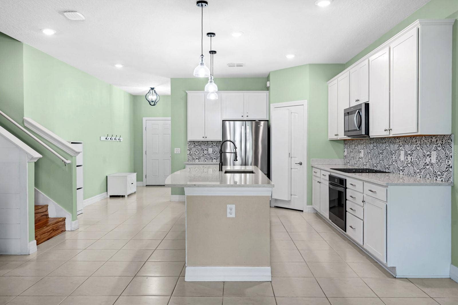10316 WINE PRESS AVENUE, Riverview, FL 33578 10316 WINE PRESS AVENUE, Riverview, FL 33578