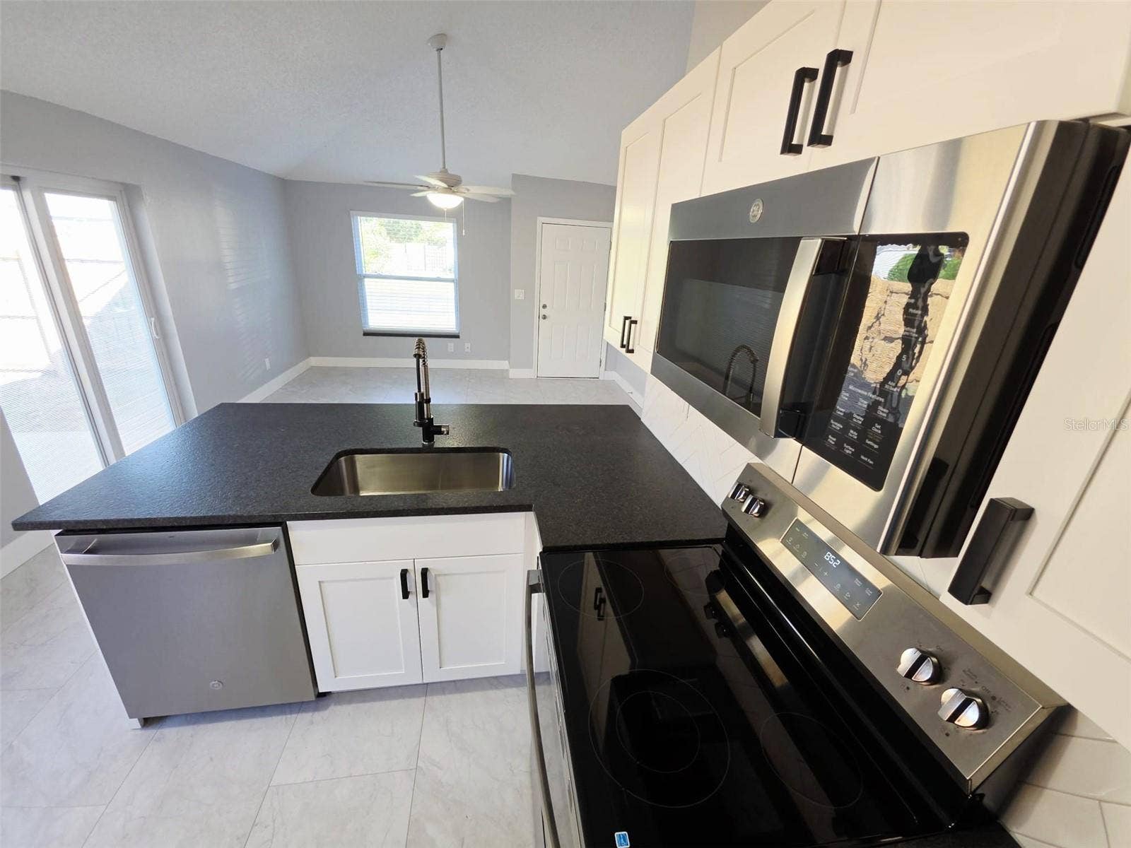 2674 RACHEL COURT, Palm Harbor, FL 34684 2674 RACHEL COURT, Palm Harbor, FL 34684