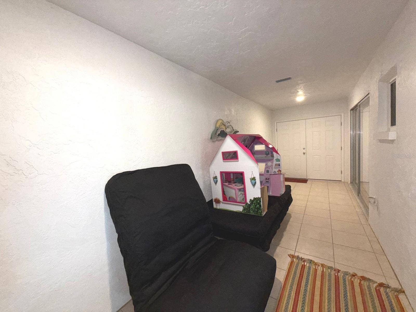 Huge PENTHOUSE - CORNER UNIT