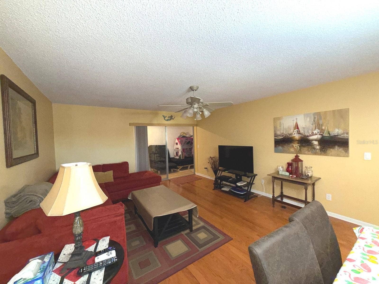Huge PENTHOUSE - CORNER UNIT