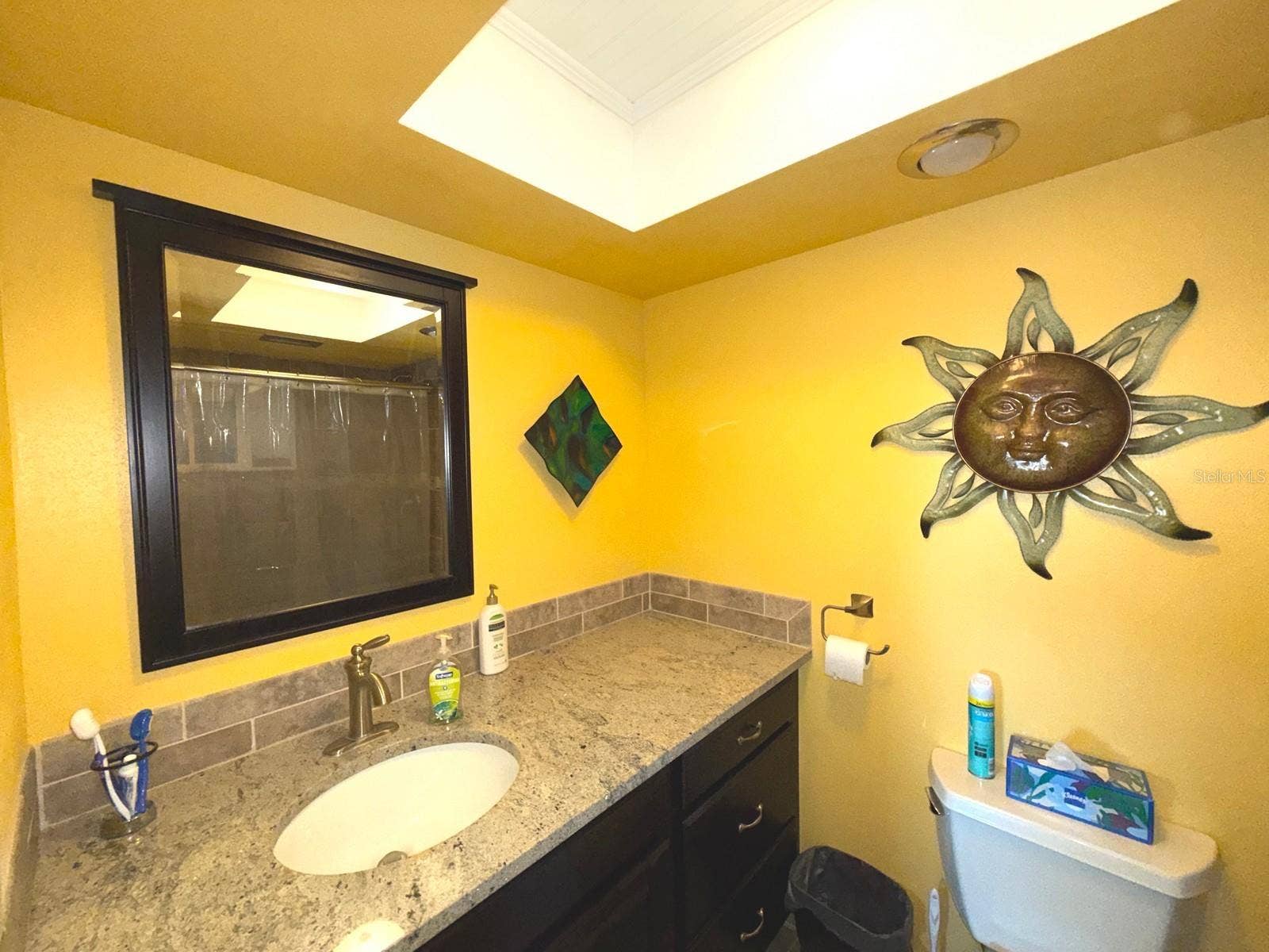 Huge PENTHOUSE - CORNER UNIT