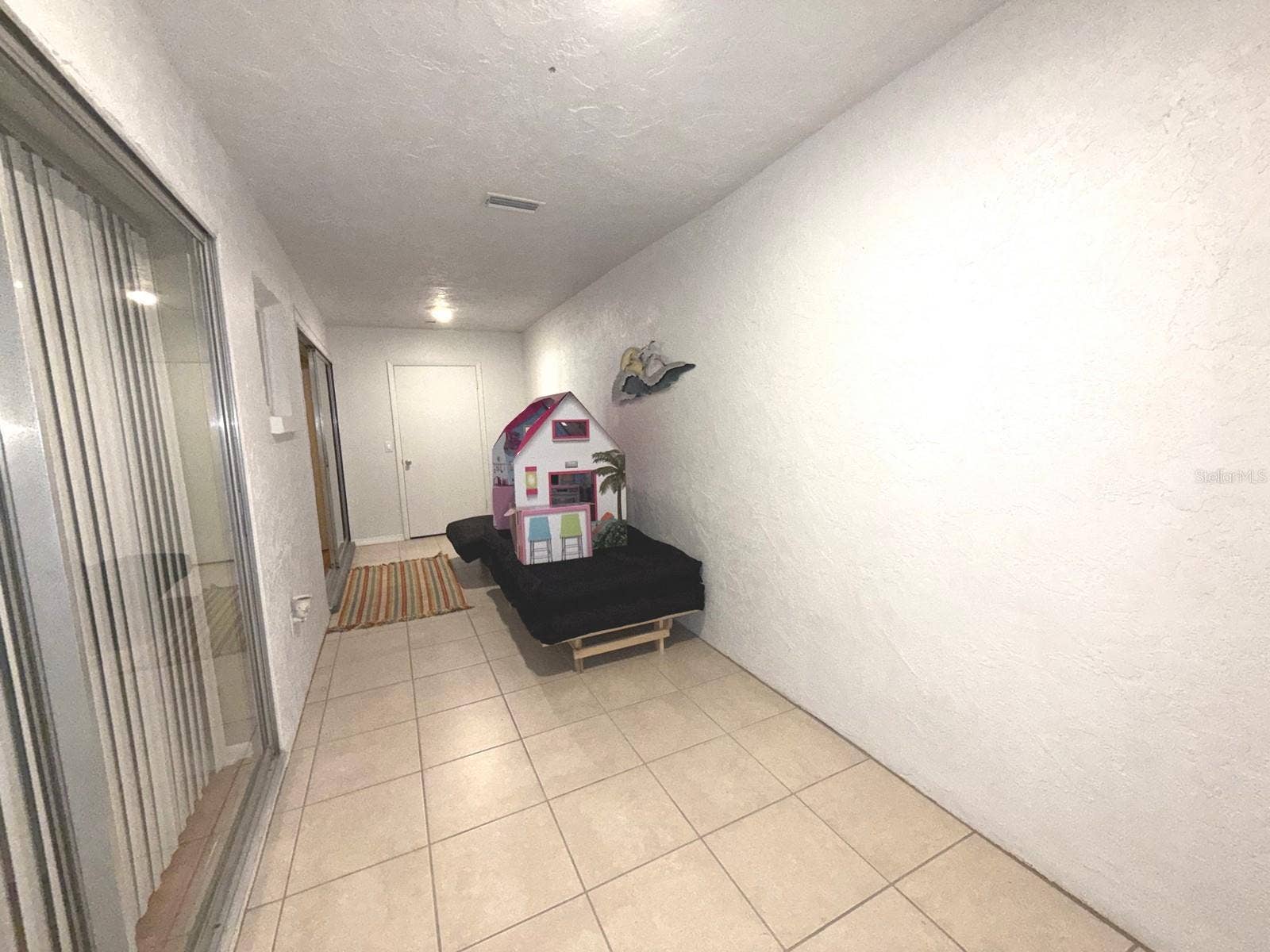 Huge PENTHOUSE - CORNER UNIT