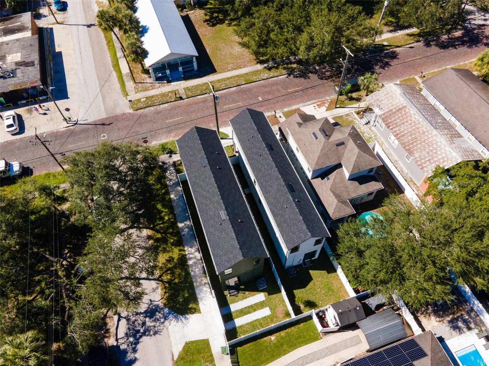 2601 N 1/2 ALBANY AVENUE, Tampa, FL 33607 2601 N 1/2 ALBANY AVENUE, Tampa, FL 33607