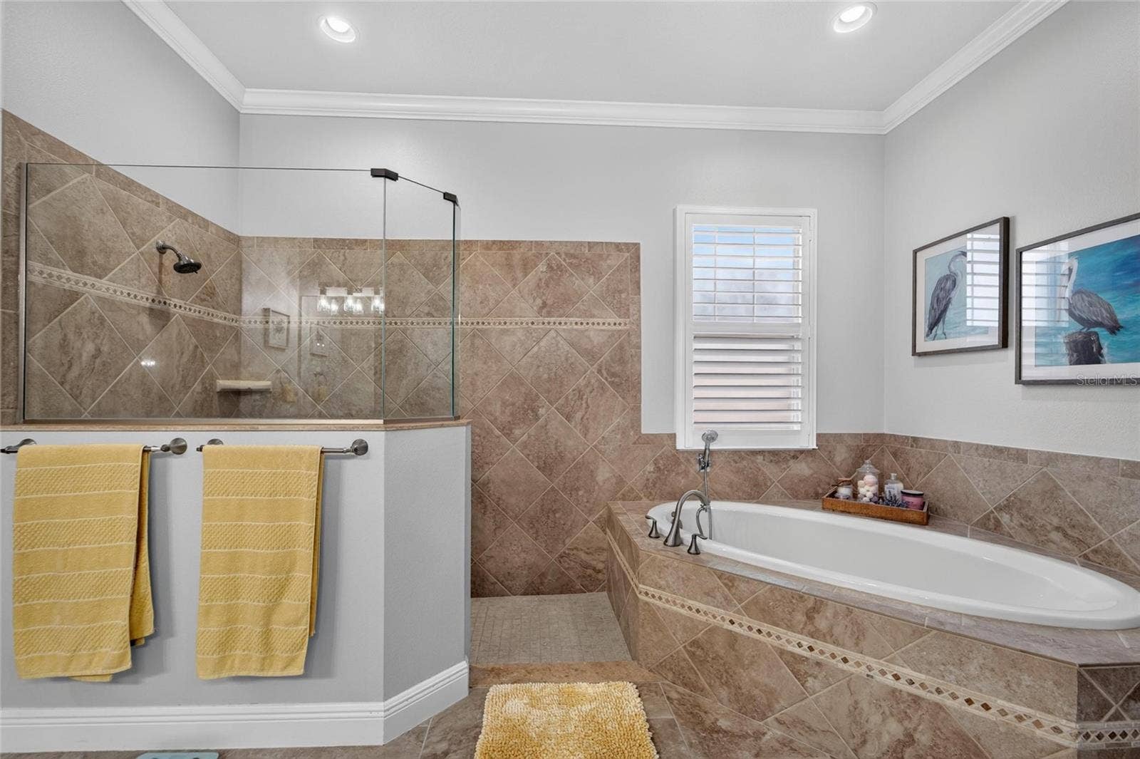 7007 COVINGTON STONE AVENUE, Apollo Beach, FL 33572 7007 COVINGTON STONE AVENUE, Apollo Beach, FL 33572