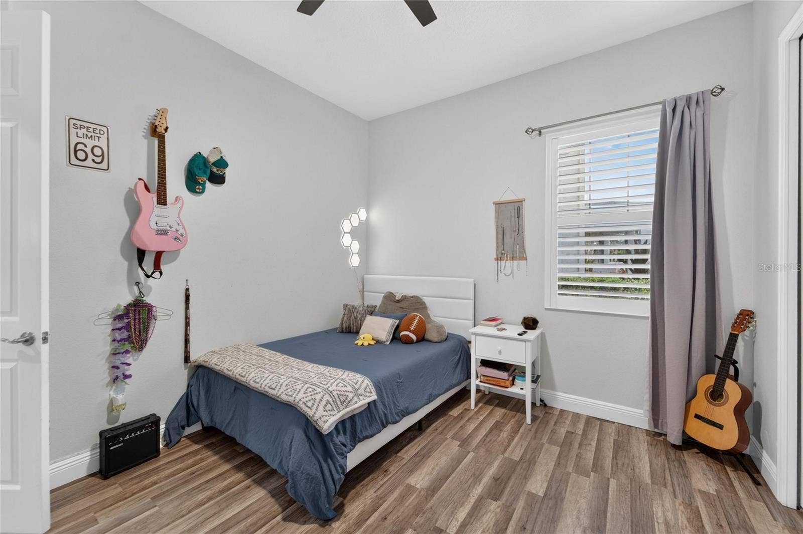 7007 COVINGTON STONE AVENUE, Apollo Beach, FL 33572 7007 COVINGTON STONE AVENUE, Apollo Beach, FL 33572