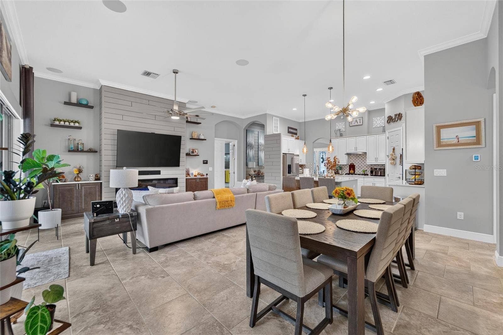 7007 COVINGTON STONE AVENUE, Apollo Beach, FL 33572 7007 COVINGTON STONE AVENUE, Apollo Beach, FL 33572