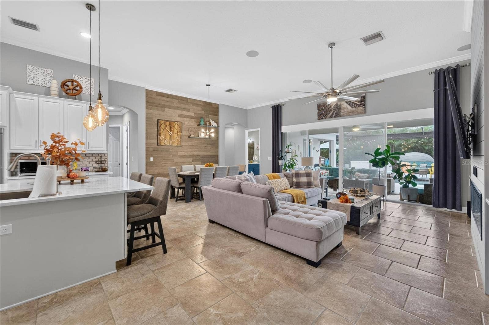 7007 COVINGTON STONE AVENUE, Apollo Beach, FL 33572 7007 COVINGTON STONE AVENUE, Apollo Beach, FL 33572