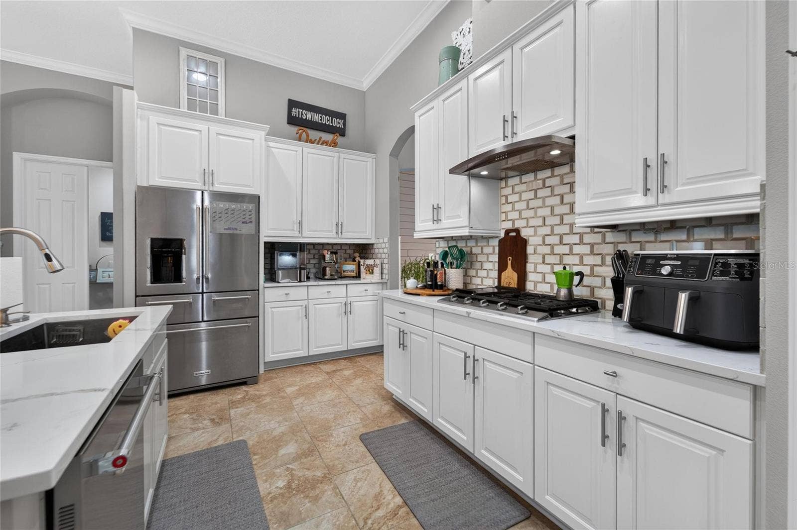 7007 COVINGTON STONE AVENUE, Apollo Beach, FL 33572 7007 COVINGTON STONE AVENUE, Apollo Beach, FL 33572