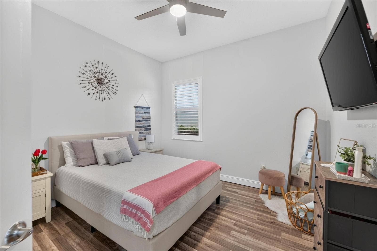 7007 COVINGTON STONE AVENUE, Apollo Beach, FL 33572 7007 COVINGTON STONE AVENUE, Apollo Beach, FL 33572