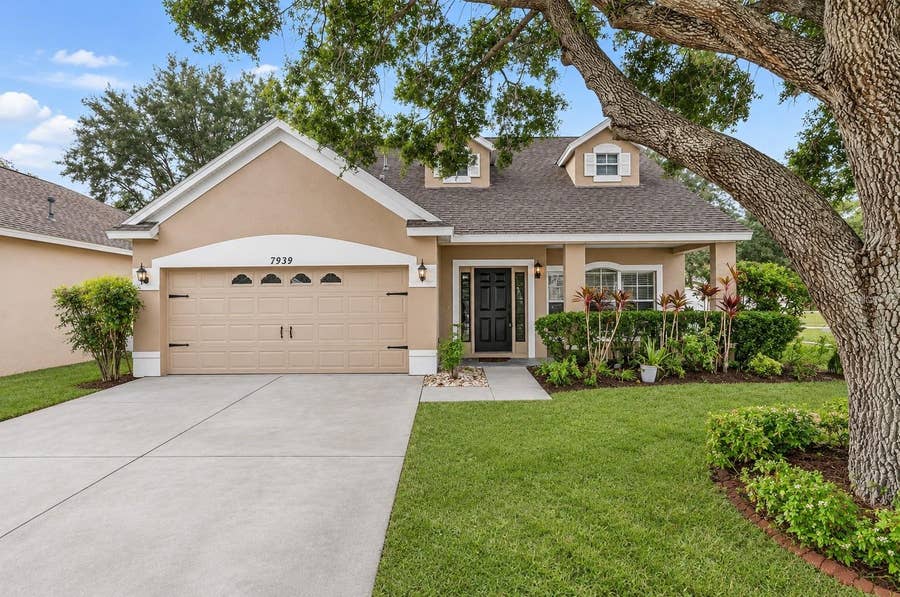 Property photo for 7939 TERRACE RIDGE DRIVE, Temple Terrace, FL