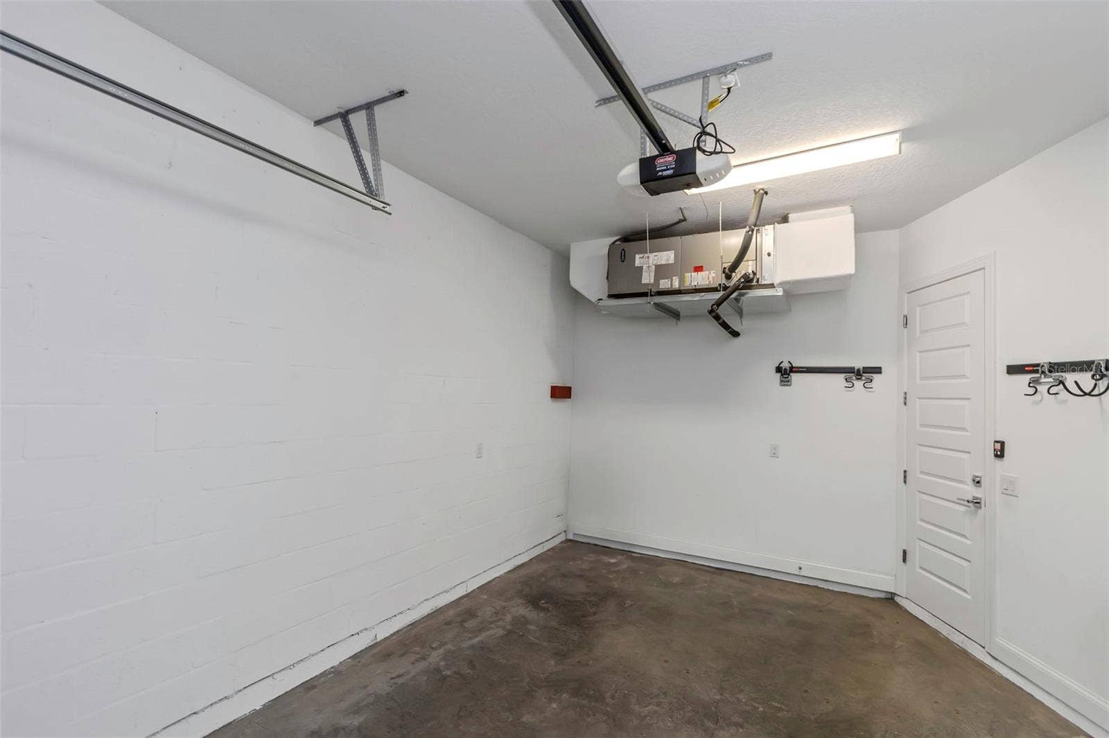 305 S ALBANY AVENUE, #3, Tampa, FL 33606 Garage