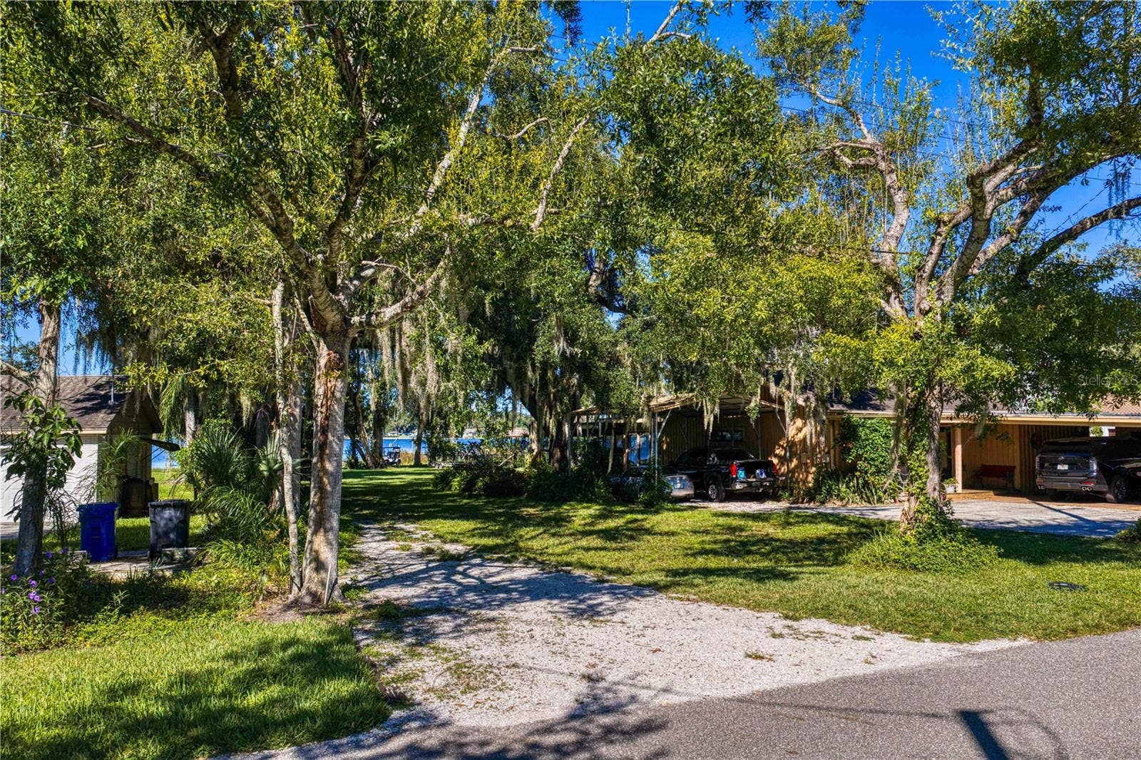 14748 LAKE MAGDALENE CIRCLE, Tampa, FL 33613 14748 LAKE MAGDALENE CIRCLE, Tampa, FL 33613