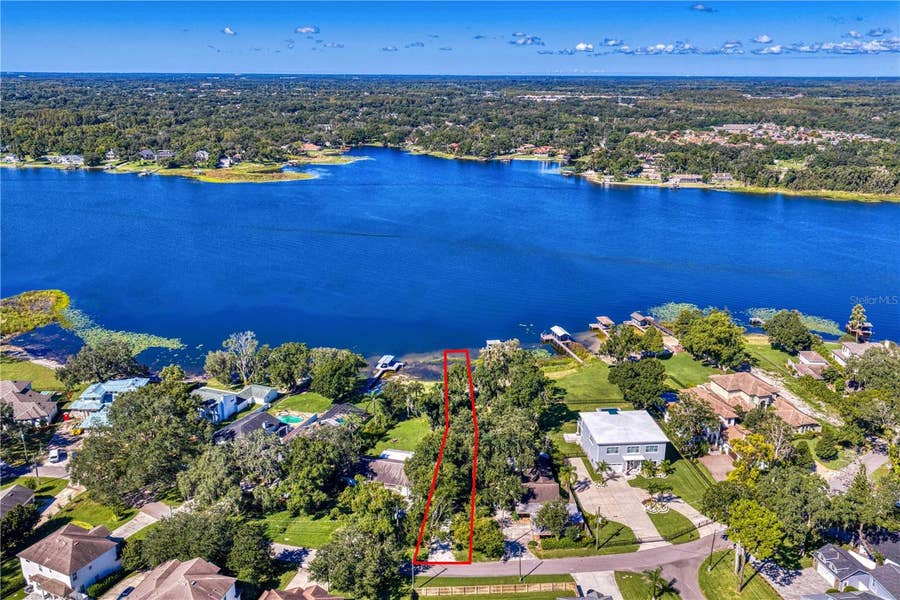 Property photo for 14748 LAKE MAGDALENE CIRCLE, Tampa, FL