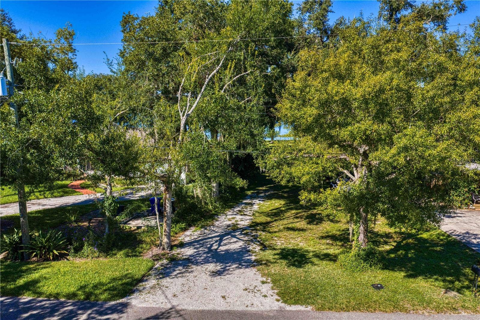14748 LAKE MAGDALENE CIRCLE, Tampa, FL 33613 14748 LAKE MAGDALENE CIRCLE, Tampa, FL 33613