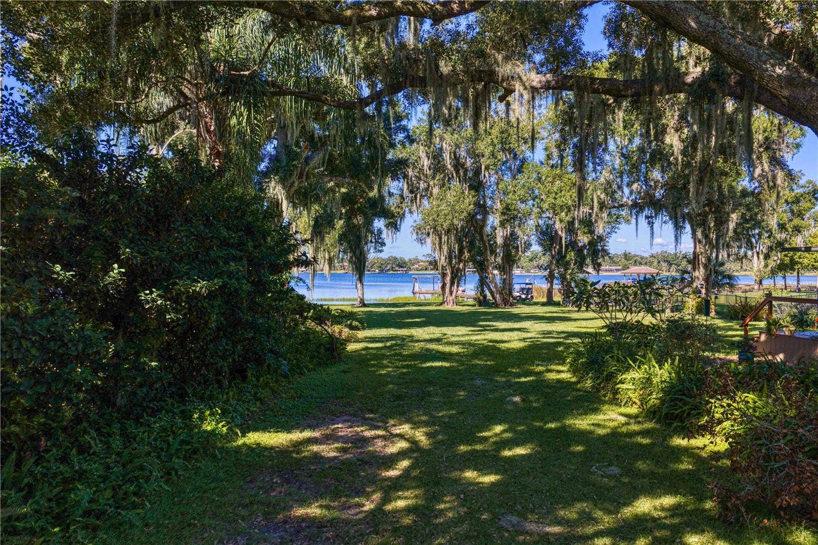 14748 LAKE MAGDALENE CIRCLE, Tampa, FL 33613 14748 LAKE MAGDALENE CIRCLE, Tampa, FL 33613