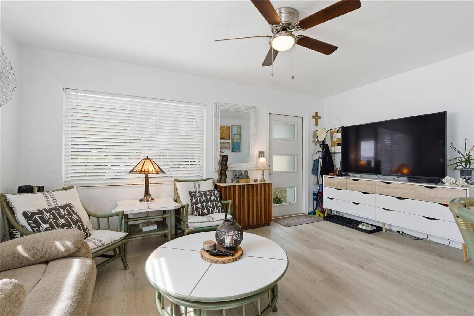 6810 4TH AVENUE N, St Petersburg, FL 33710