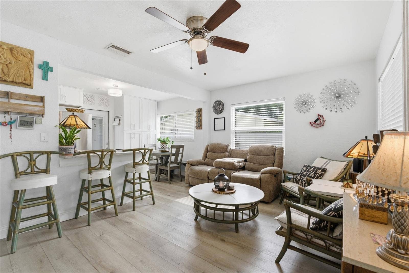 6810 4TH AVENUE N, St Petersburg, FL 33710
