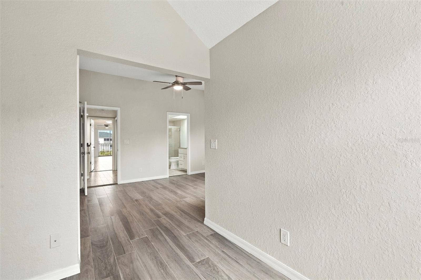 14885 SEMINOLE TRAIL, Seminole, FL 33776