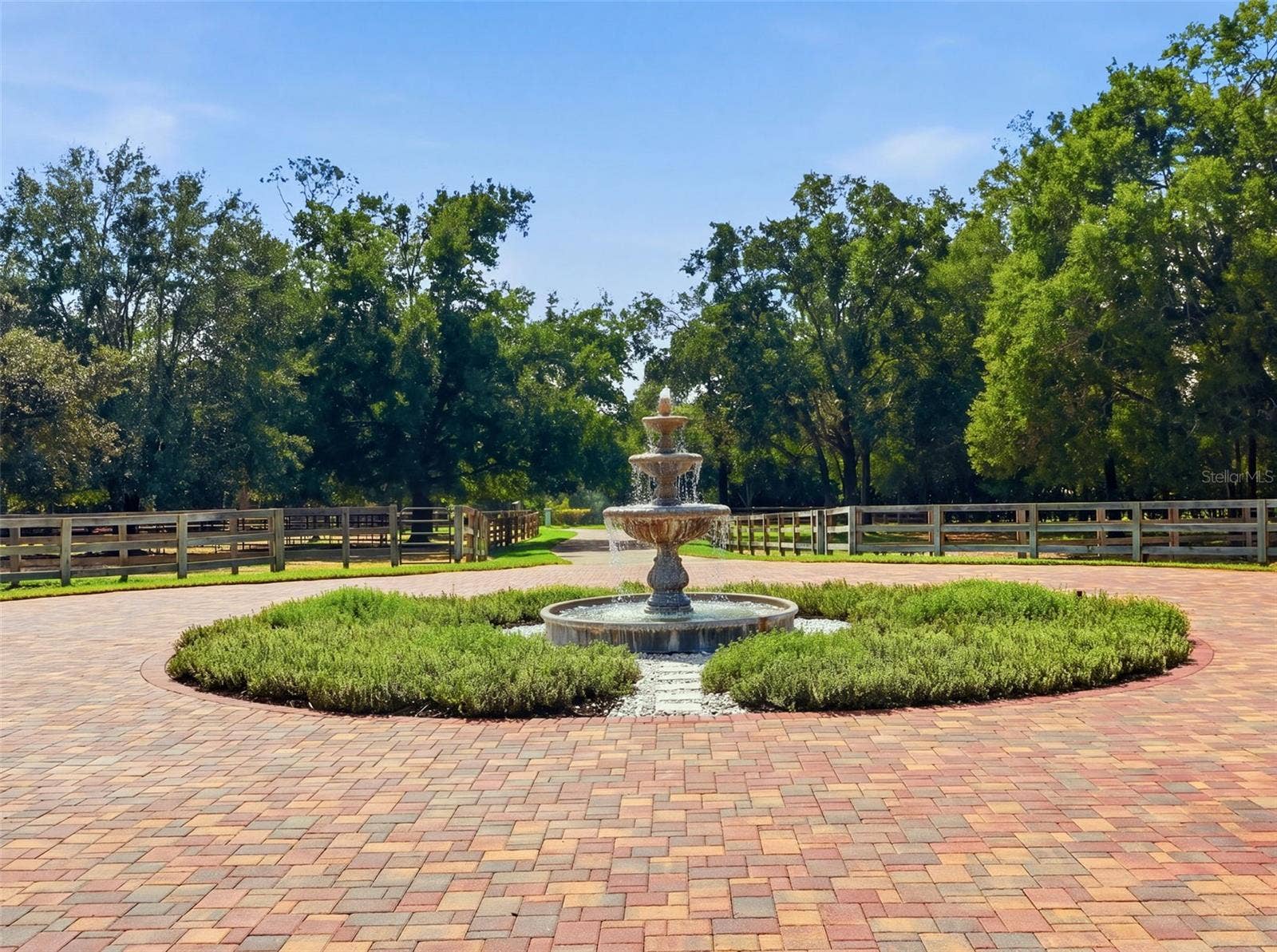 1450 VIRGINIA LEE CIRCLE, Brooksville, FL 34602 1450 VIRGINIA LEE CIRCLE, Brooksville, FL 34602
