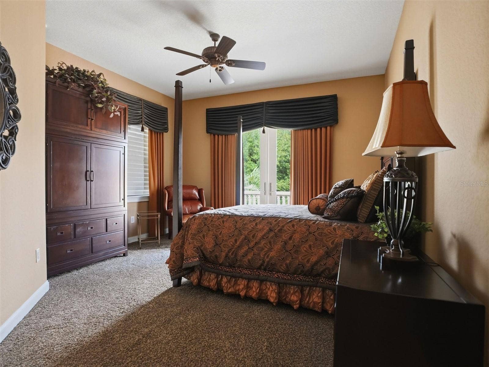 1450 VIRGINIA LEE CIRCLE, Brooksville, FL 34602 Upstairs Bedroom with Ensuite