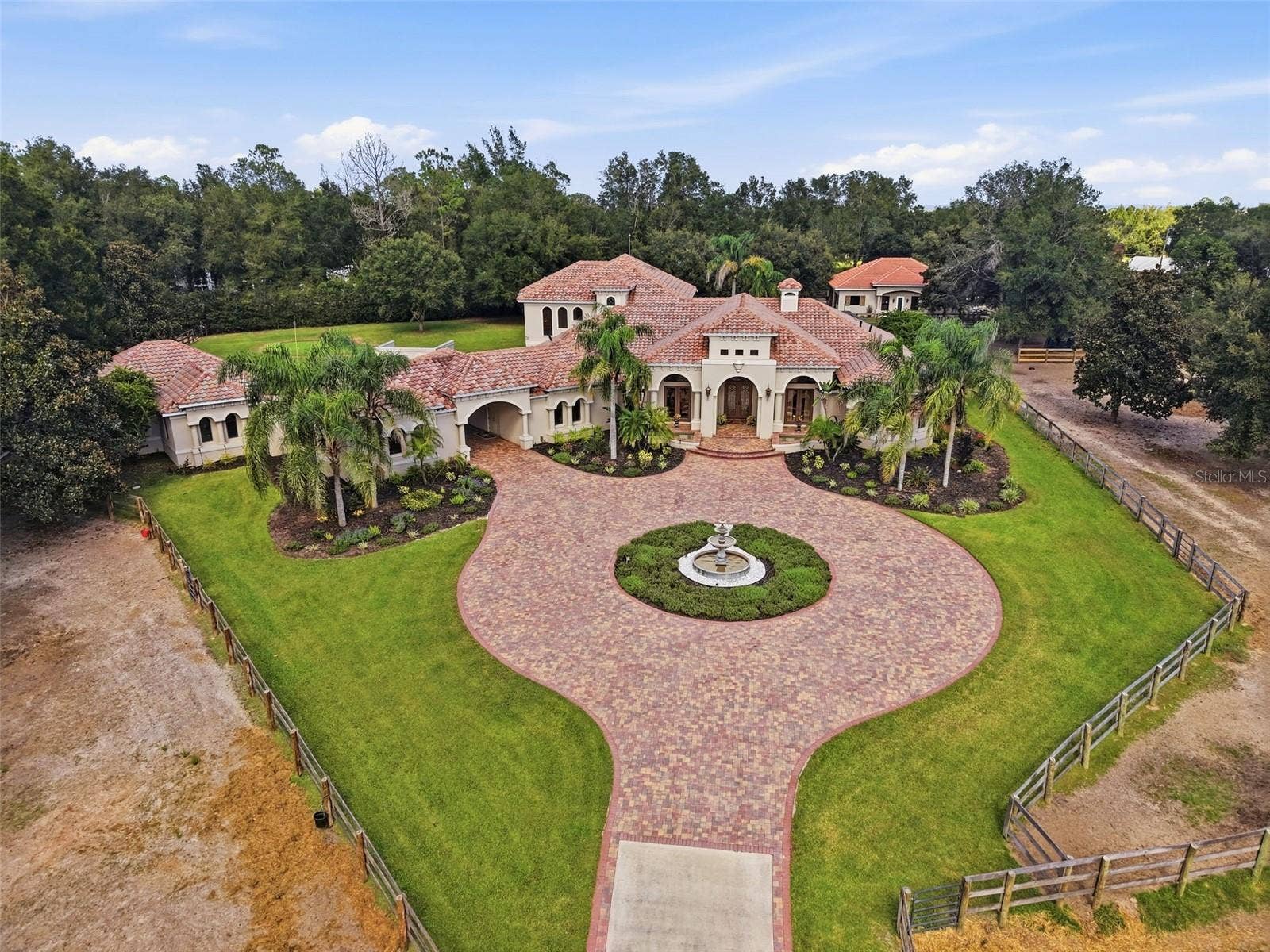 1450 VIRGINIA LEE CIRCLE, Brooksville, FL 34602 1450 VIRGINIA LEE CIRCLE, Brooksville, FL 34602