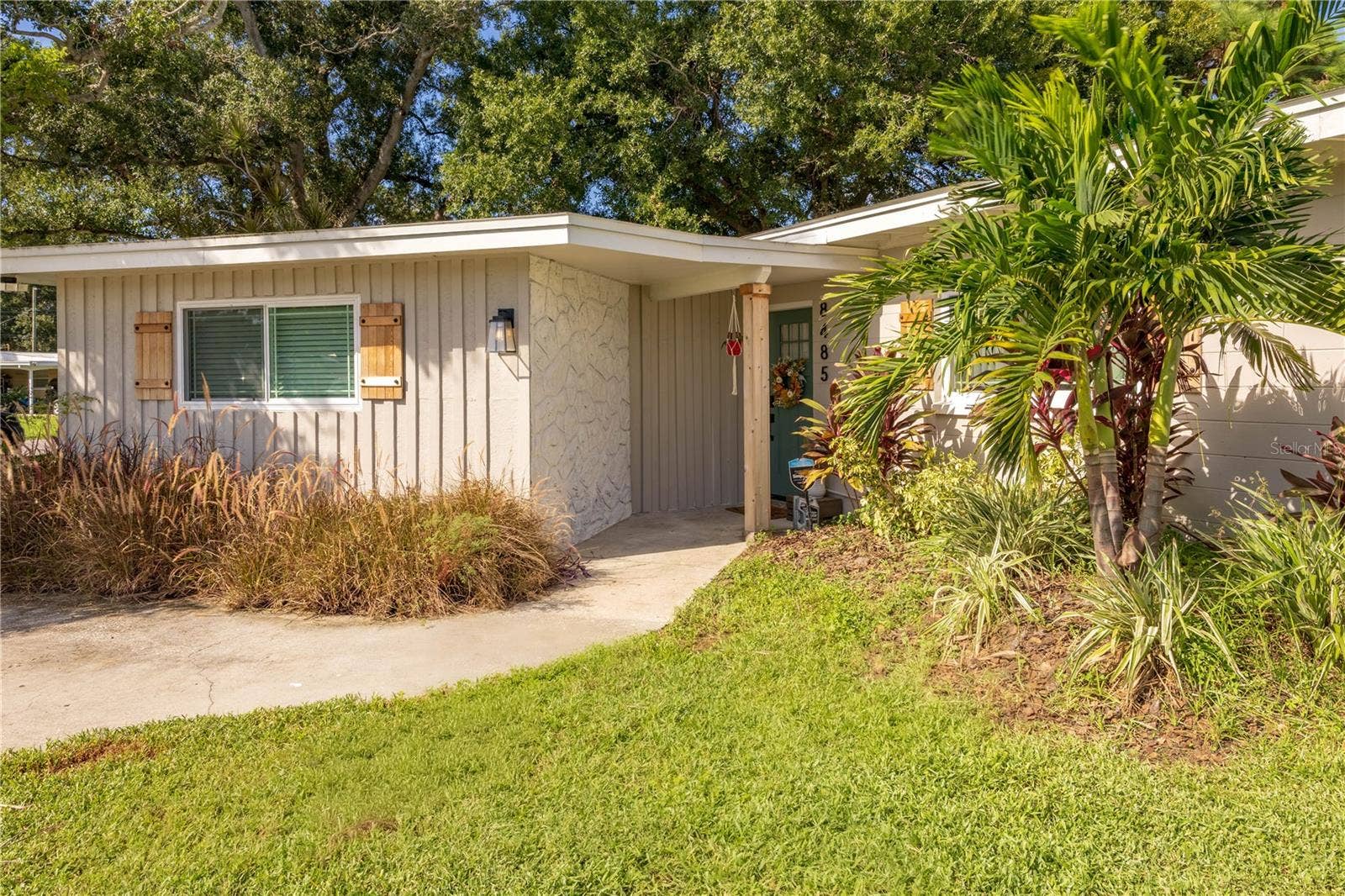 8485 PELICAN LANE, Seminole, FL 33777 8485 PELICAN LANE, Seminole, FL 33777