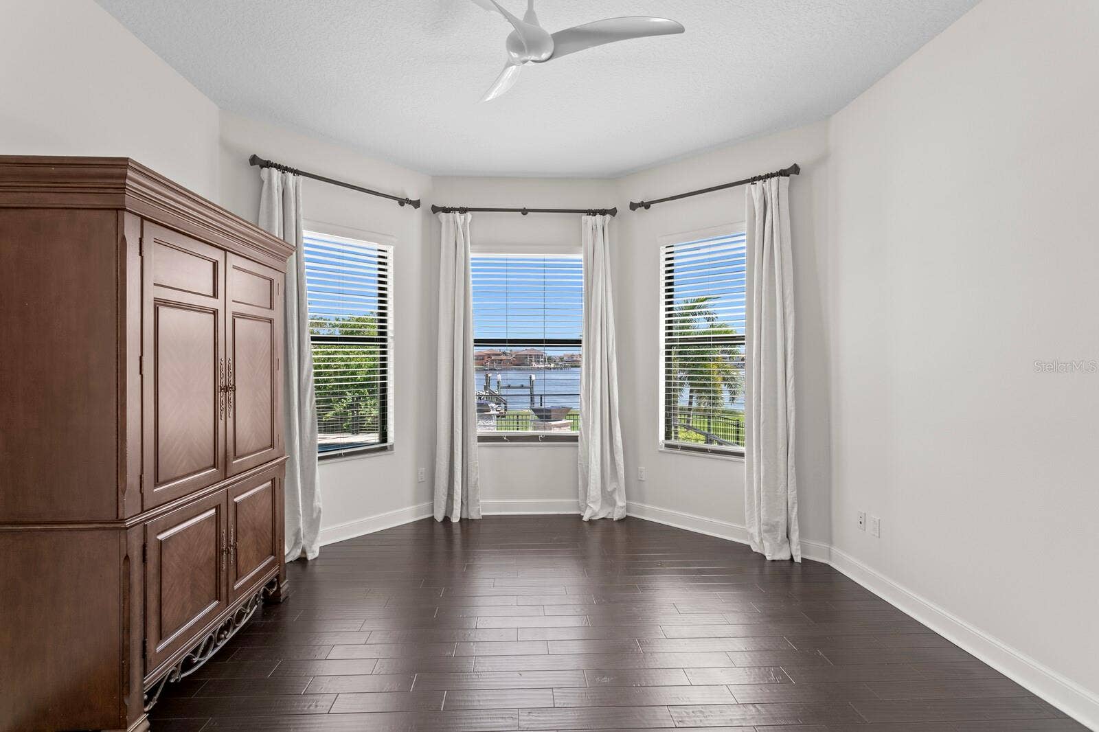 1317 JUMANA LOOP, Apollo Beach, FL 33572