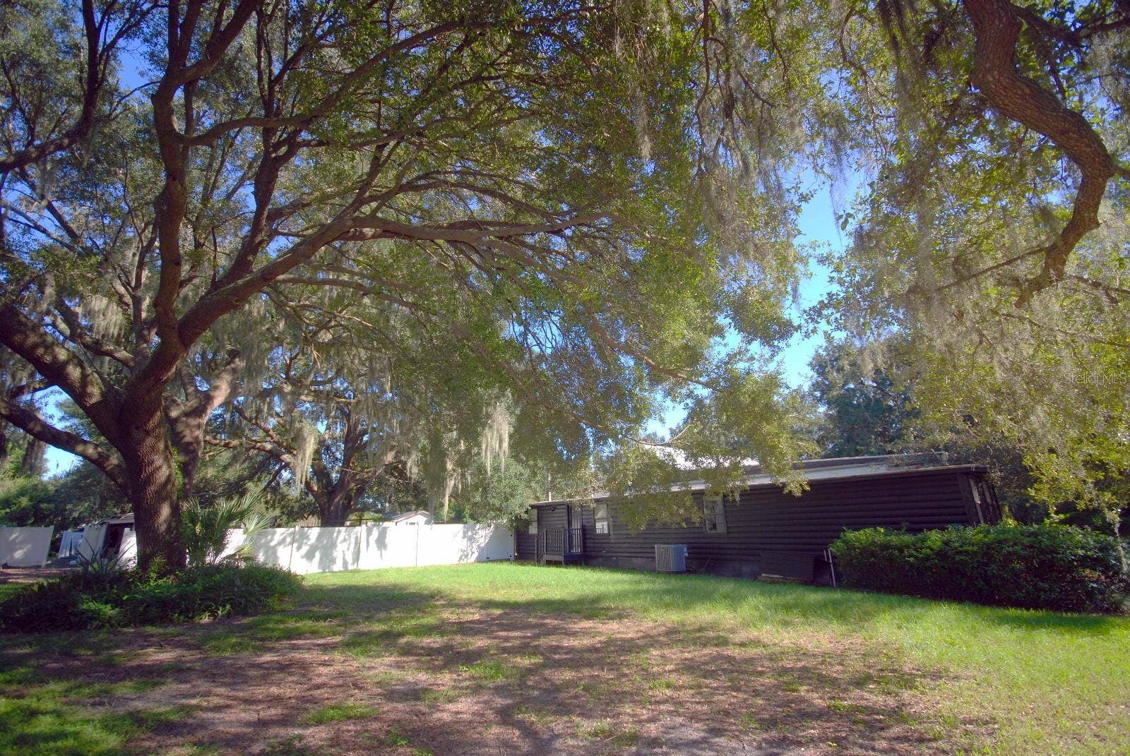 13022 E WHEELER ROAD, Dover, FL 33527 GLORIOS OAKS