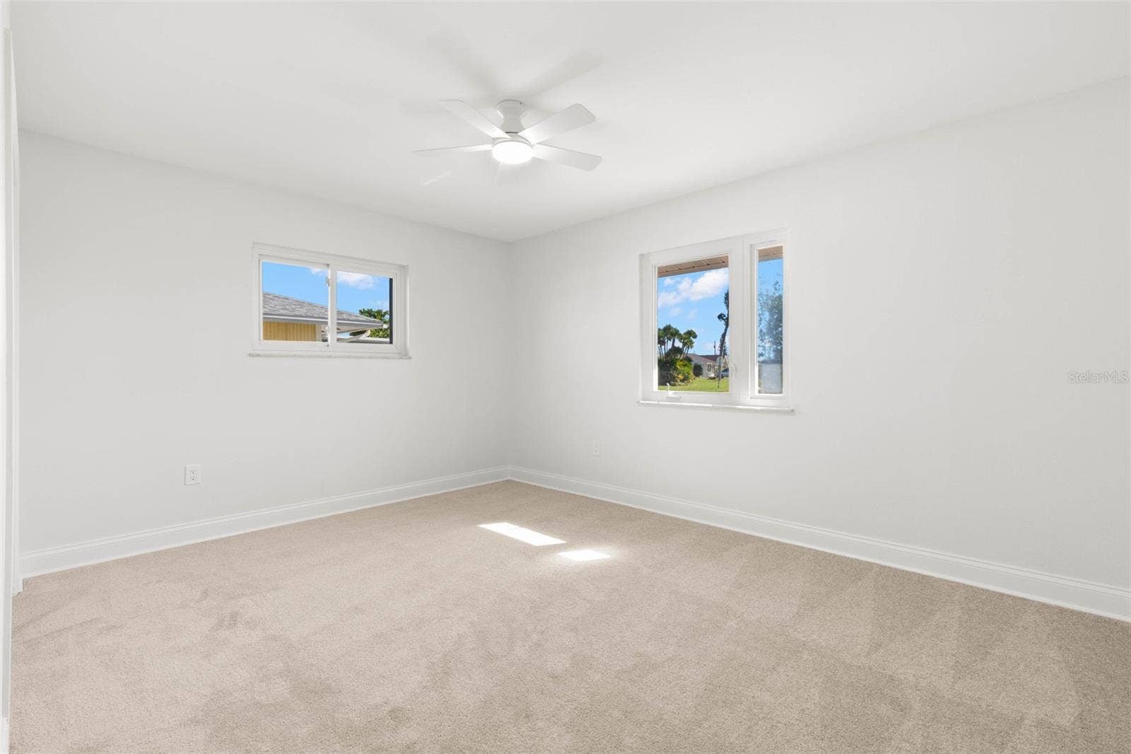 1220 VALLEY FORGE BOULEVARD, Sun City Center, FL 33573 1220 VALLEY FORGE BOULEVARD, Sun City Center, FL 33573