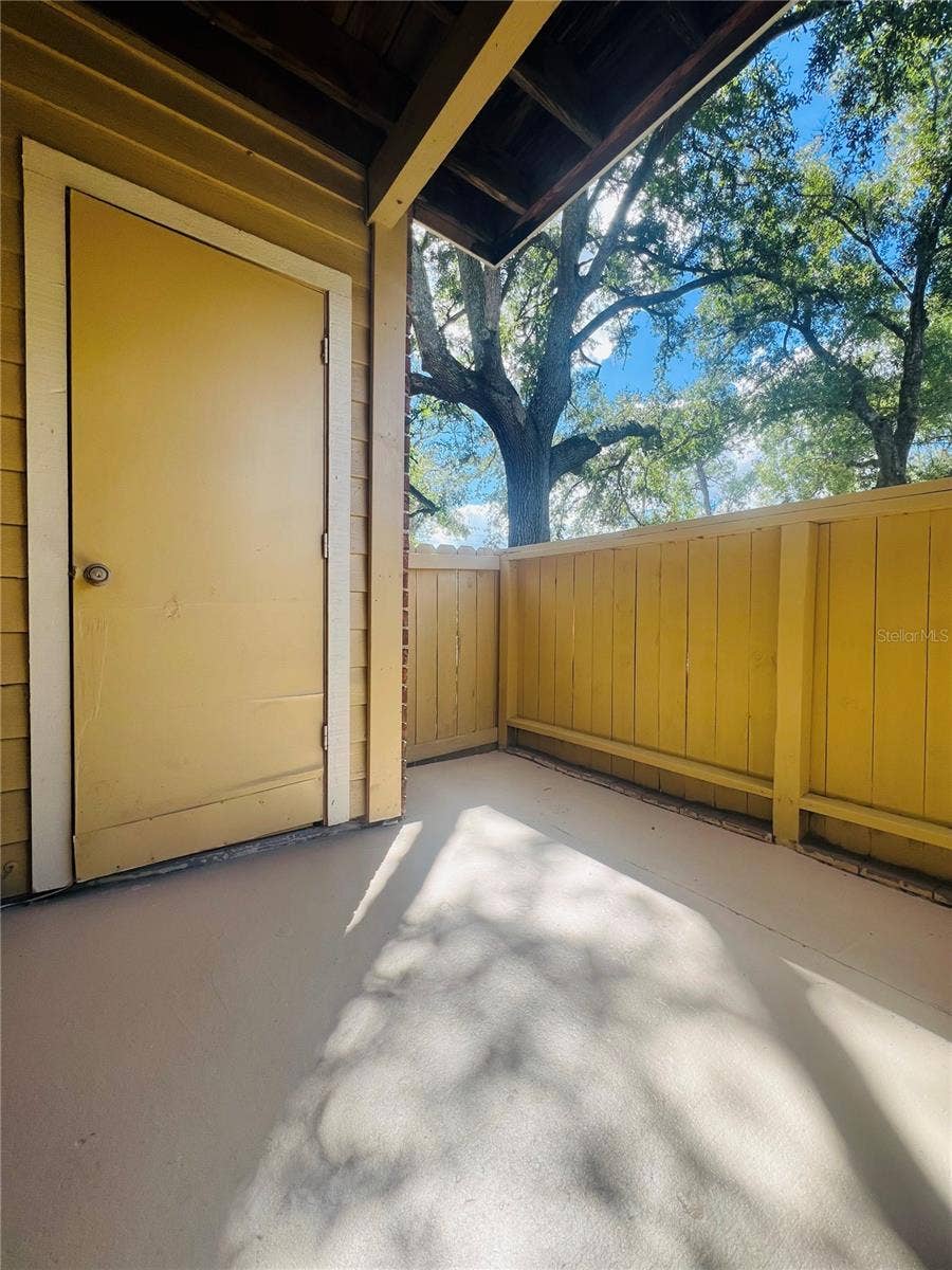 8609 MALLARD RESERVE DRIVE, #102, Tampa, FL 33614 8609 MALLARD RESERVE DRIVE, #102, Tampa, FL 33614
