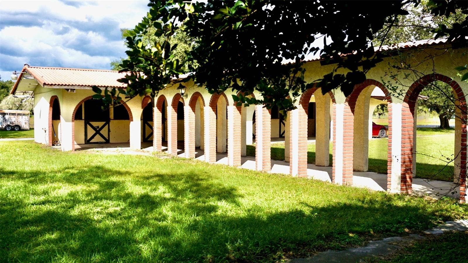 36178 GRESHAM ROAD, Webster, FL 33597 1st Open walkway