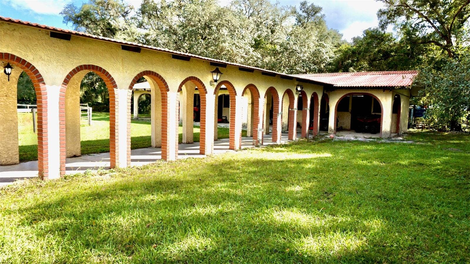 36178 GRESHAM ROAD, Webster, FL 33597 2nd Open walkway