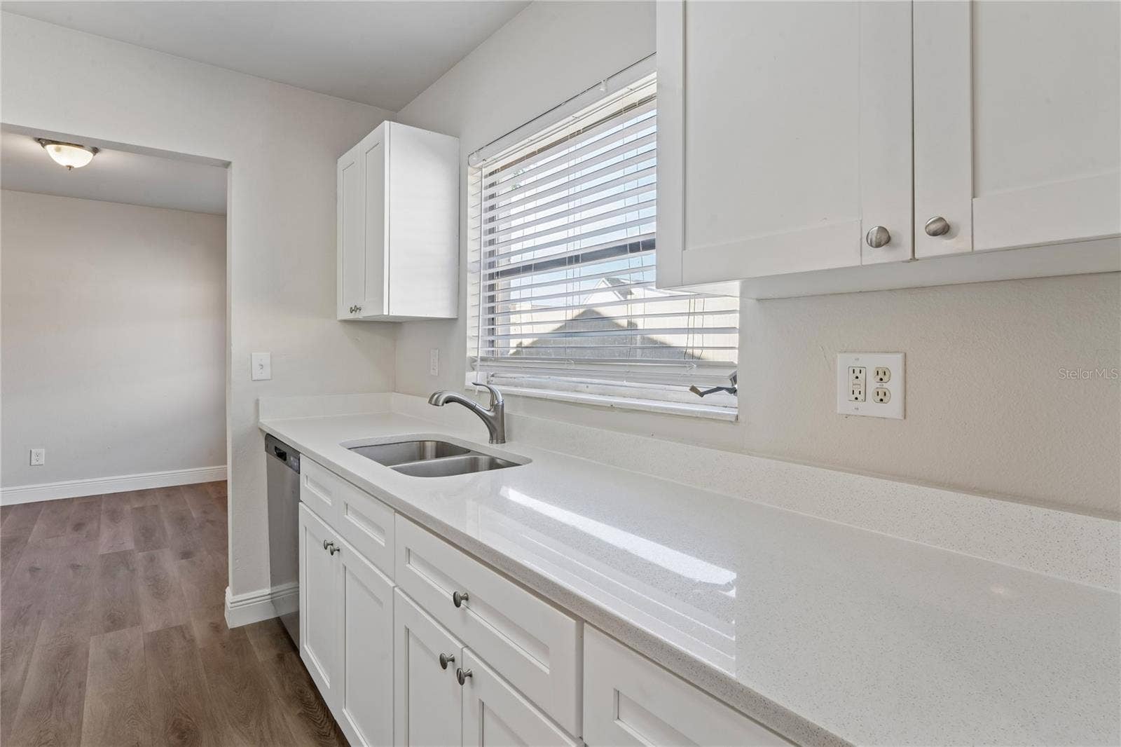 4810 WYNWOOD DRIVE, Tampa, FL 33615 4810 WYNWOOD DRIVE, Tampa, FL 33615
