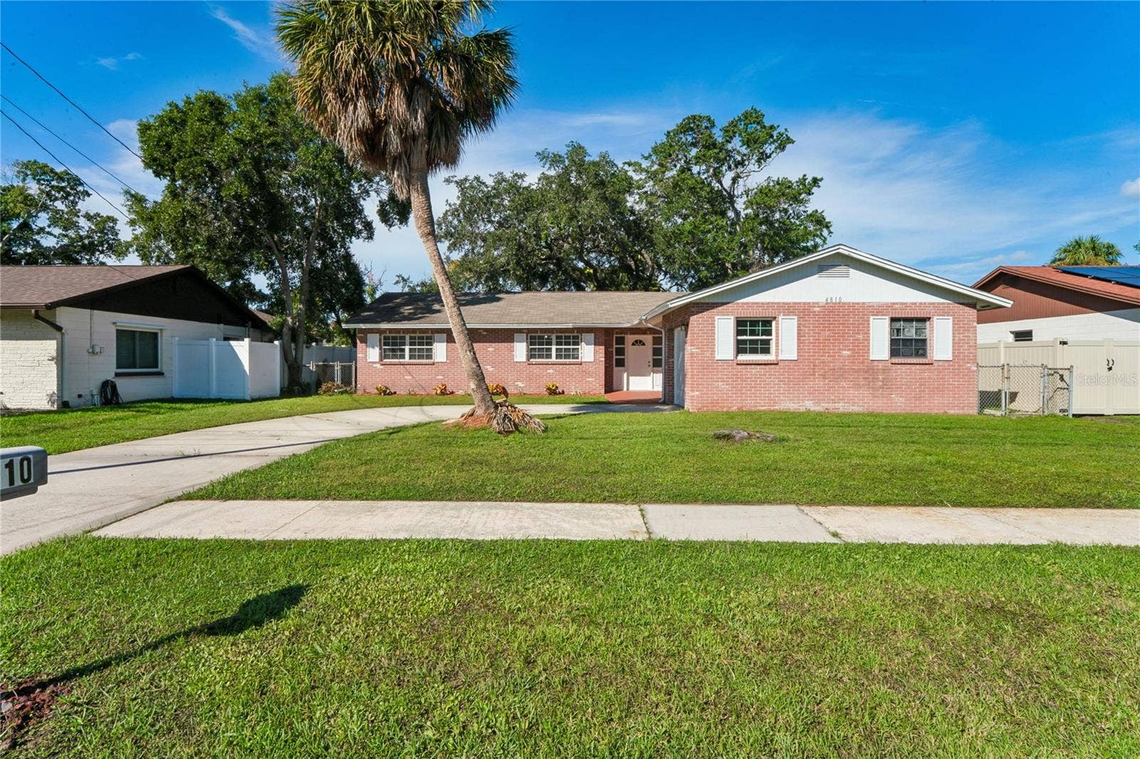 4810 WYNWOOD DRIVE, Tampa, FL 33615 4810 WYNWOOD DRIVE, Tampa, FL 33615