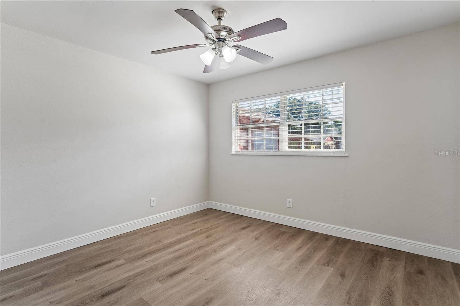 4810 WYNWOOD DRIVE, Tampa, FL 33615 4810 WYNWOOD DRIVE, Tampa, FL 33615
