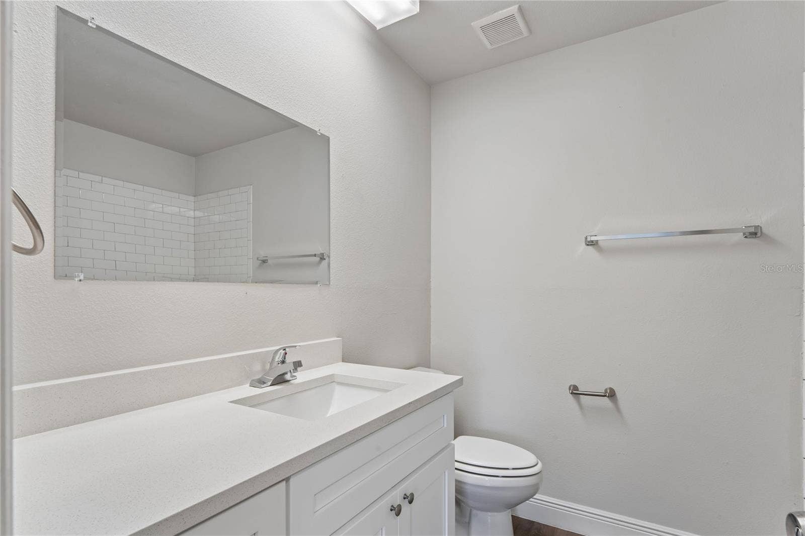 4810 WYNWOOD DRIVE, Tampa, FL 33615 4810 WYNWOOD DRIVE, Tampa, FL 33615