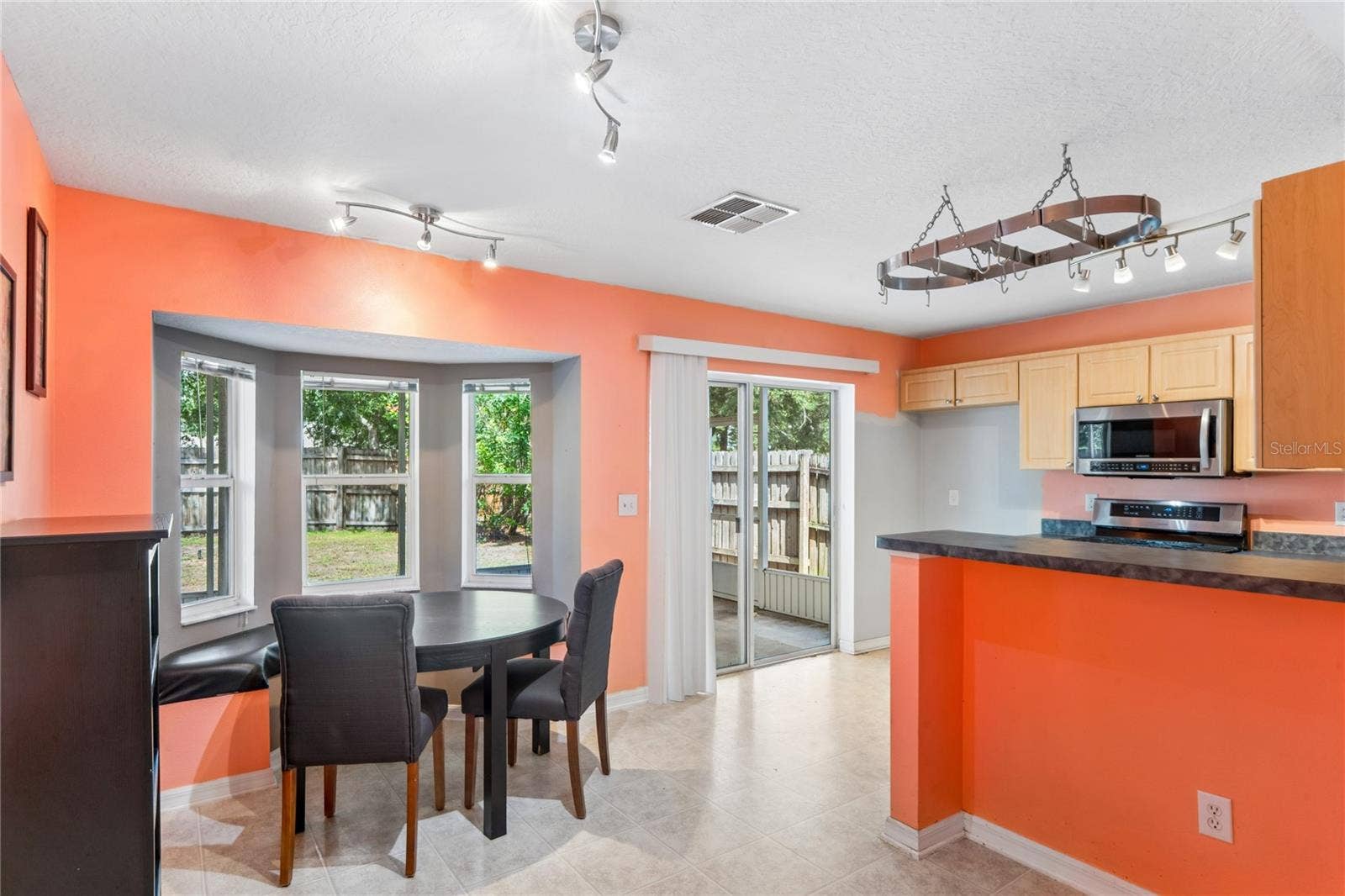 7451 OXFORD GARDEN CIRCLE, Apollo Beach, FL 33572 7451 OXFORD GARDEN CIRCLE, Apollo Beach, FL 33572