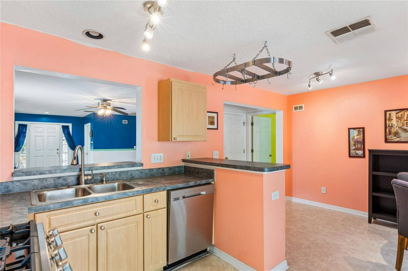 7451 OXFORD GARDEN CIRCLE, Apollo Beach, FL 33572 7451 OXFORD GARDEN CIRCLE, Apollo Beach, FL 33572