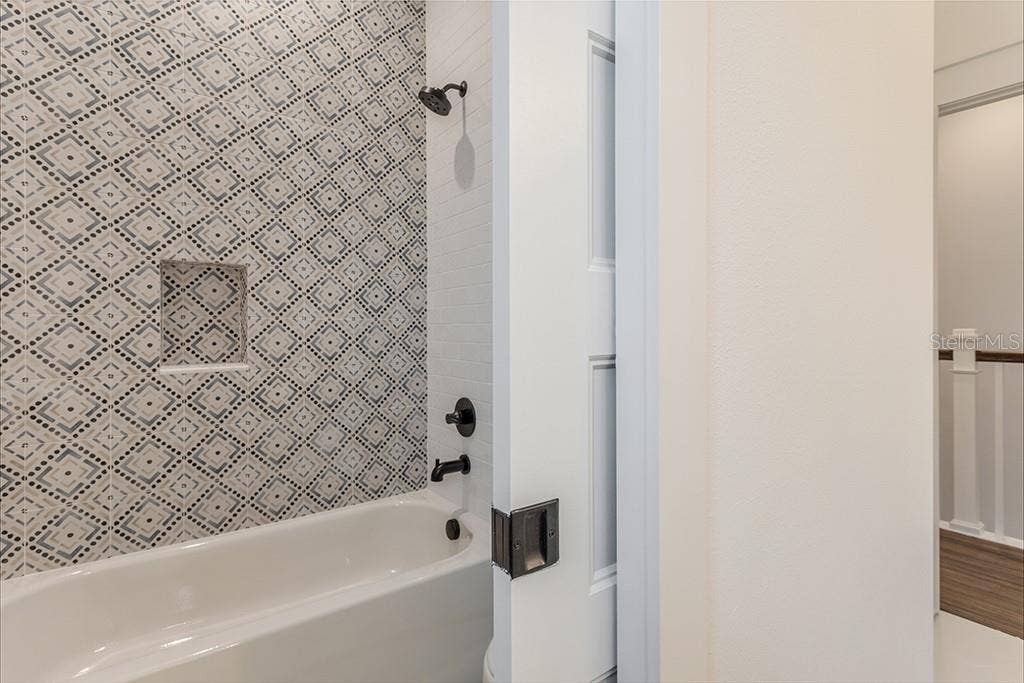 904 E OSBORNE AVENUE, #1, Tampa, FL 33603