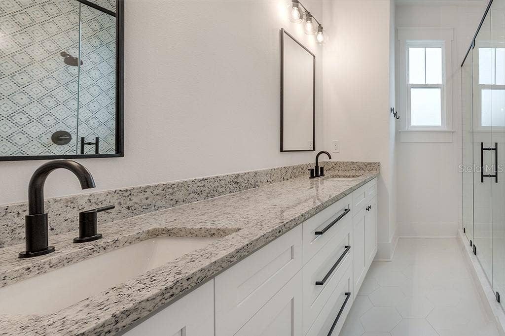 904 E OSBORNE AVENUE, #1, Tampa, FL 33603