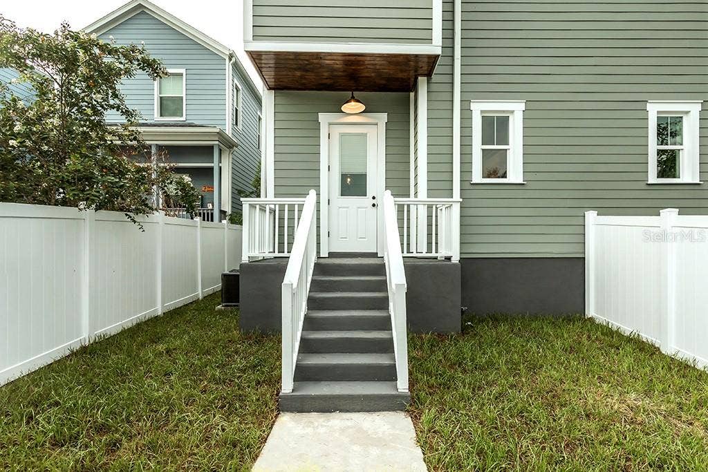 904 E OSBORNE AVENUE, #1, Tampa, FL 33603