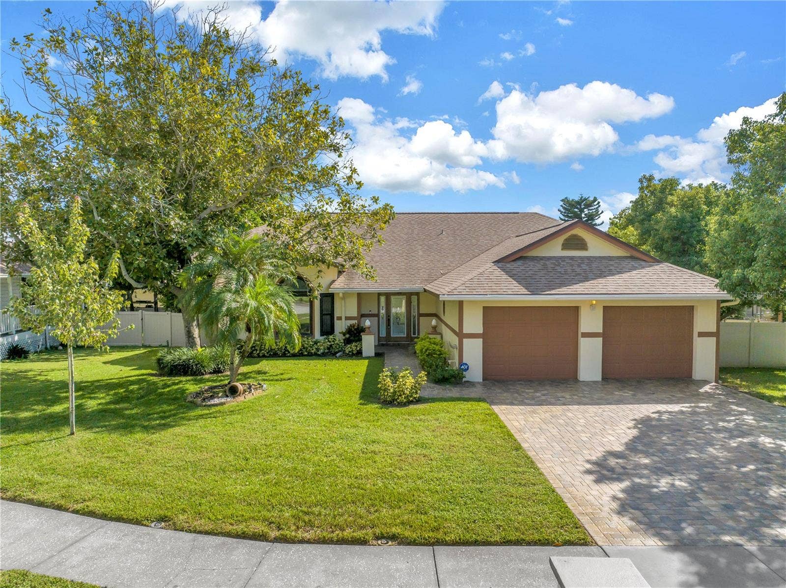 13000 FARMINGTON TRAIL, Seminole, FL 33776 13000 FARMINGTON TRAIL, Seminole, FL 33776