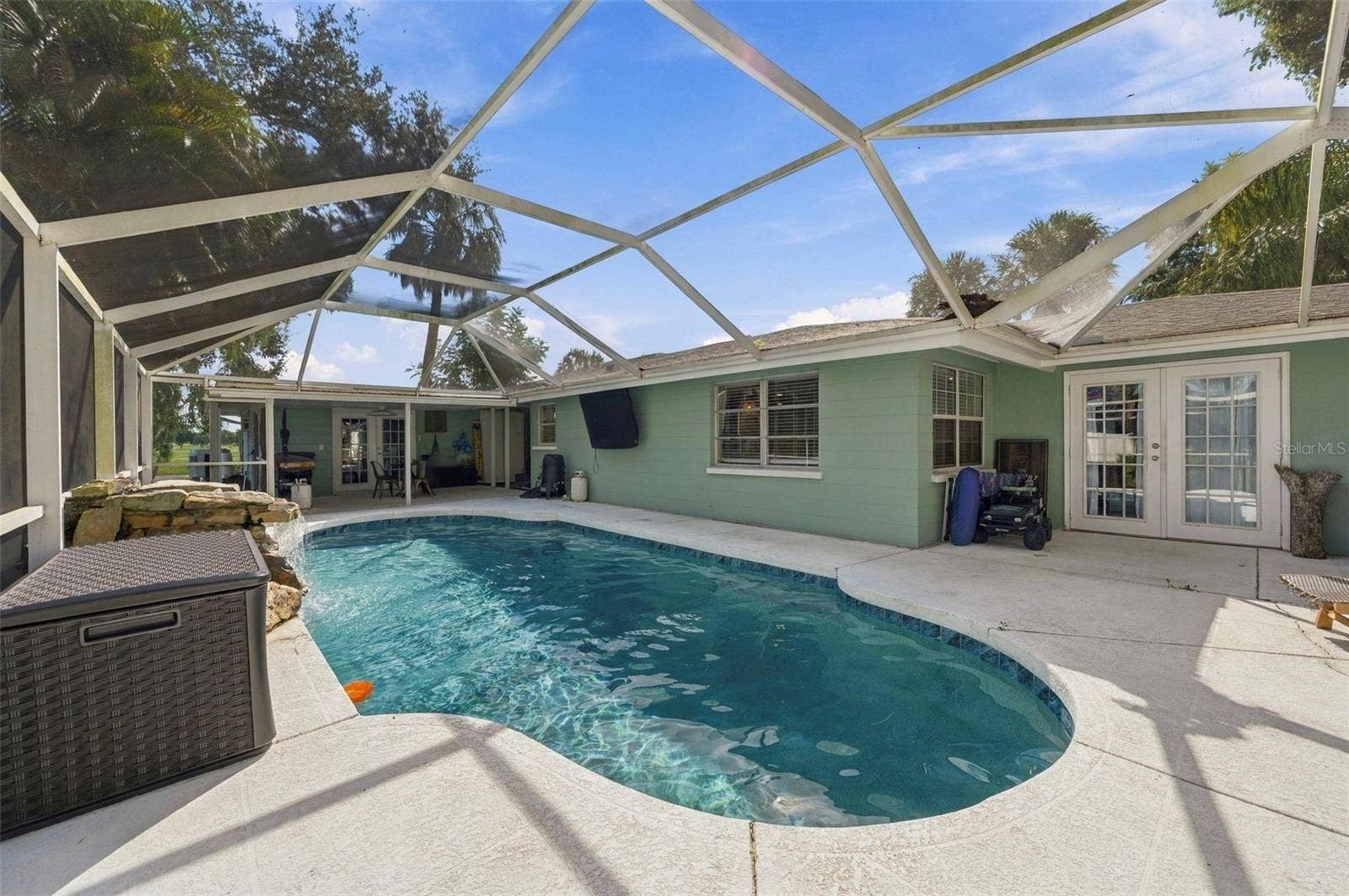 5105 W COUNTRY CLUB DRIVE, Sarasota, FL 34243 5105 W COUNTRY CLUB DRIVE, Sarasota, FL 34243
